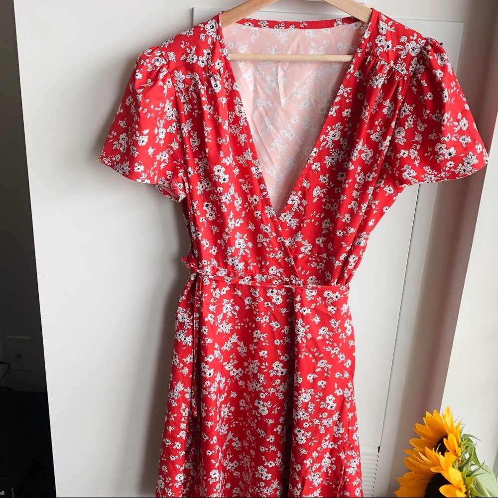 Floral wrap dress in chili red